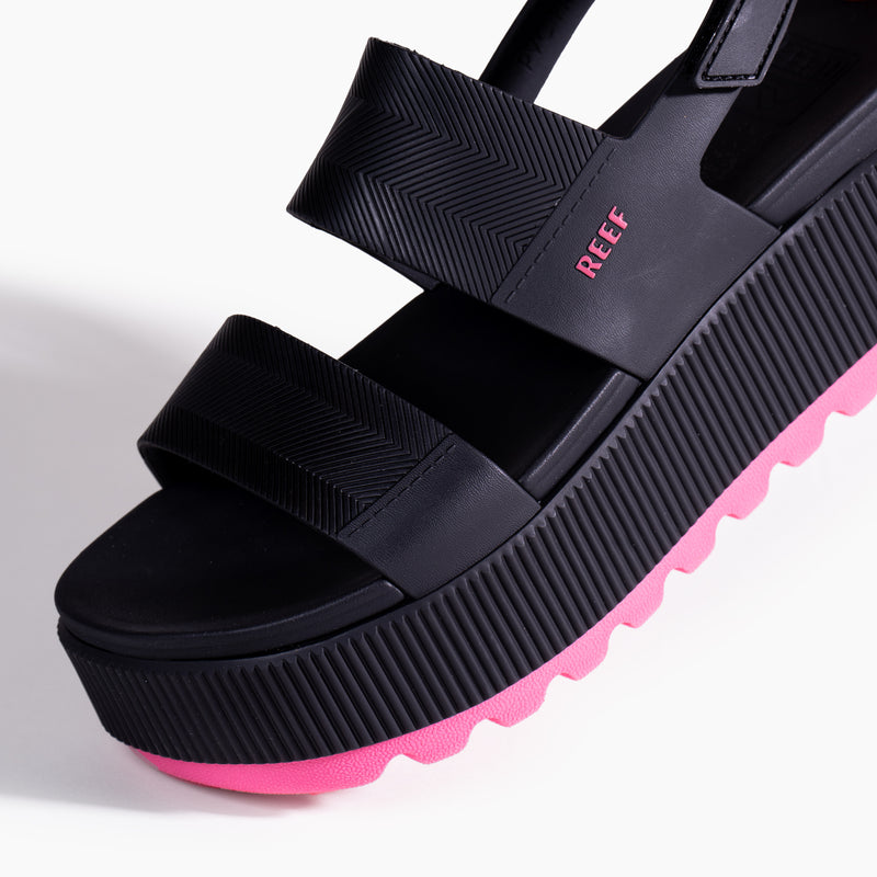 Water Vista Higher - Black/Hot Pink