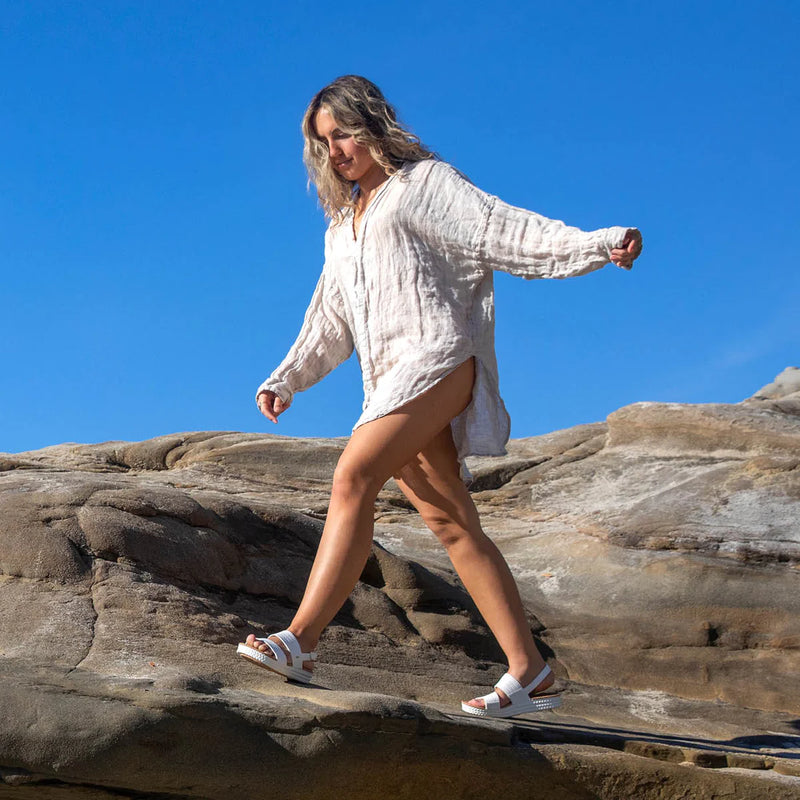 Reef Water Vista - White/Tan