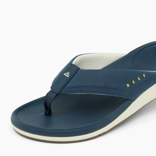Cushion Norte - Navy/Off White