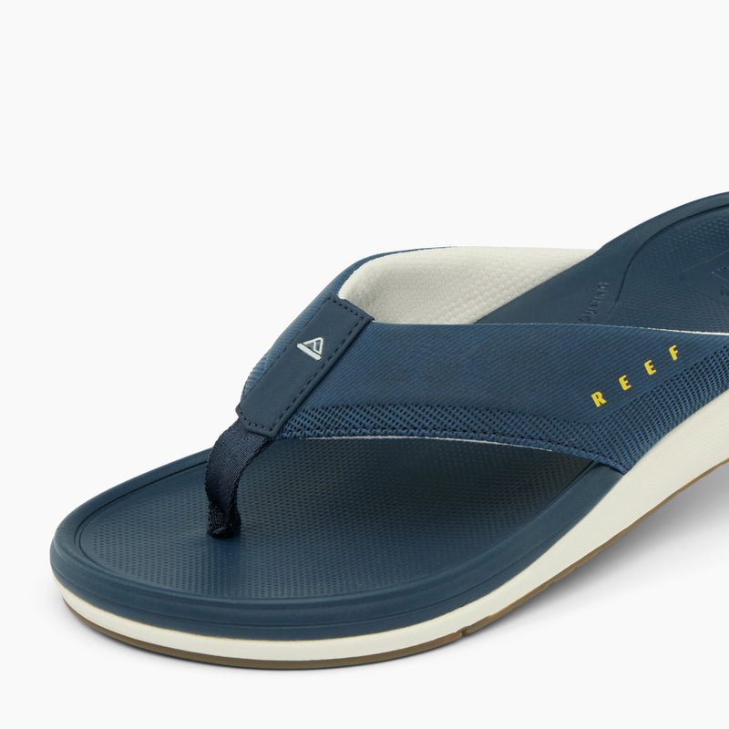 Cushion Norte - Navy/Off White