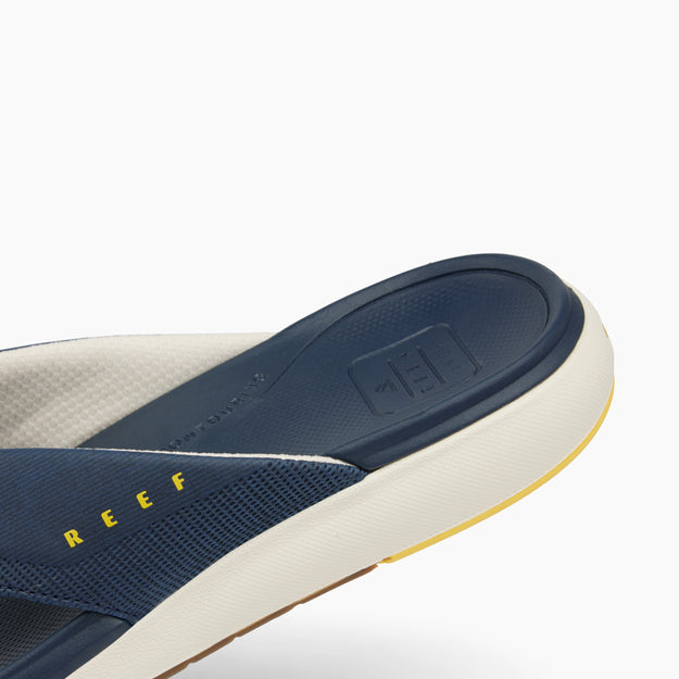 Cushion Norte - Navy/Off White