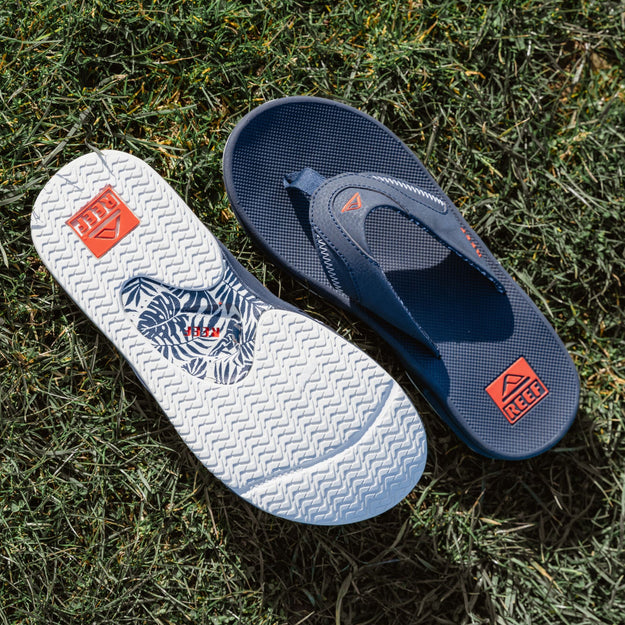Fanning - Navy/Orange Tropic