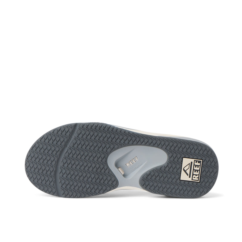 Fanning - Light Grey