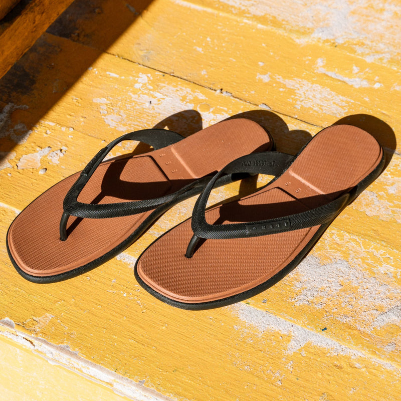 Water Willow Malibu - Black/Tan